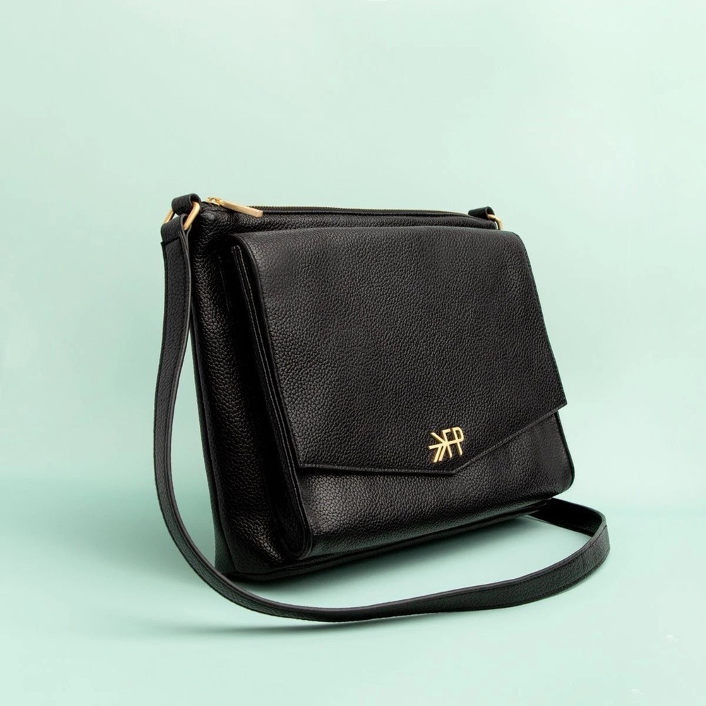 Nwt Freshly Picked FP classic crossbody di…